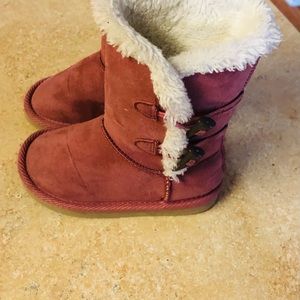 Toddler faux fur boots